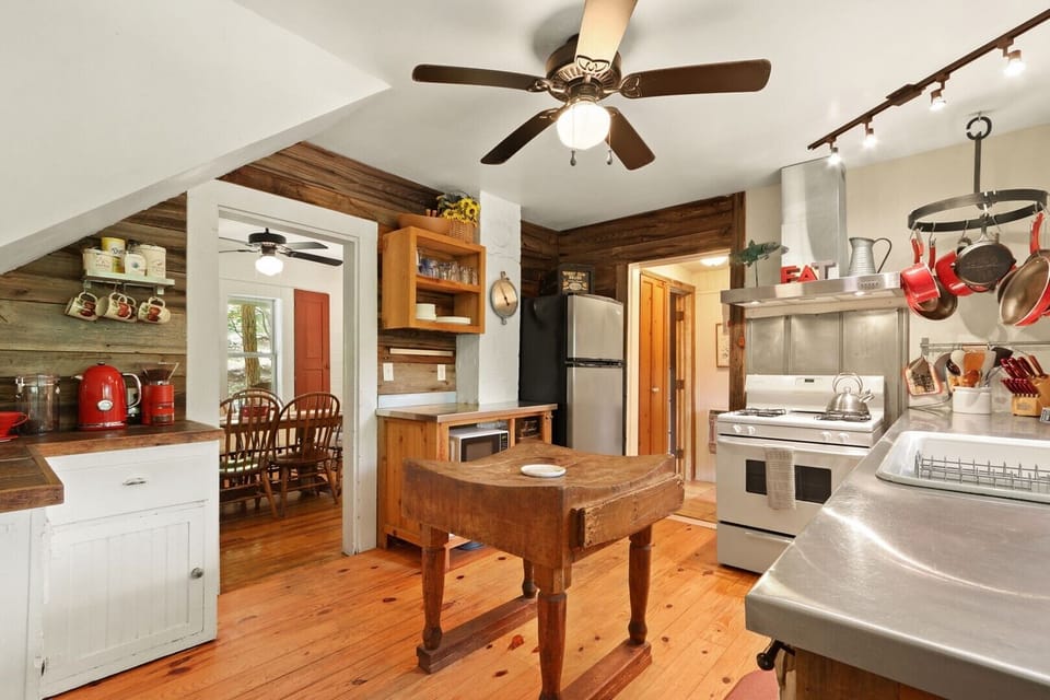 Kitchen with Gas Stove