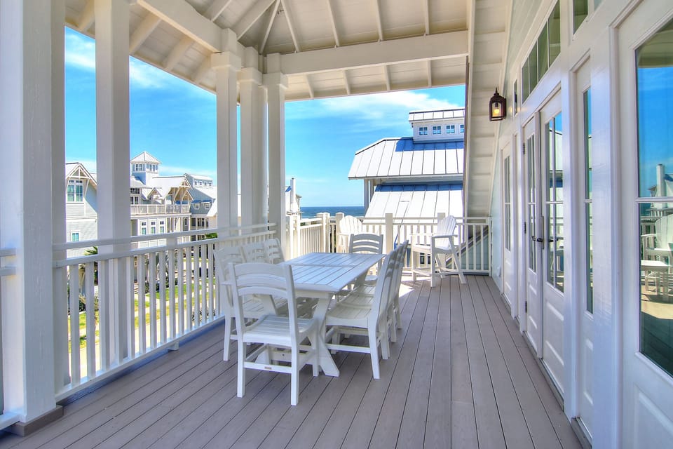 Dining Balcony, 3rd Floor