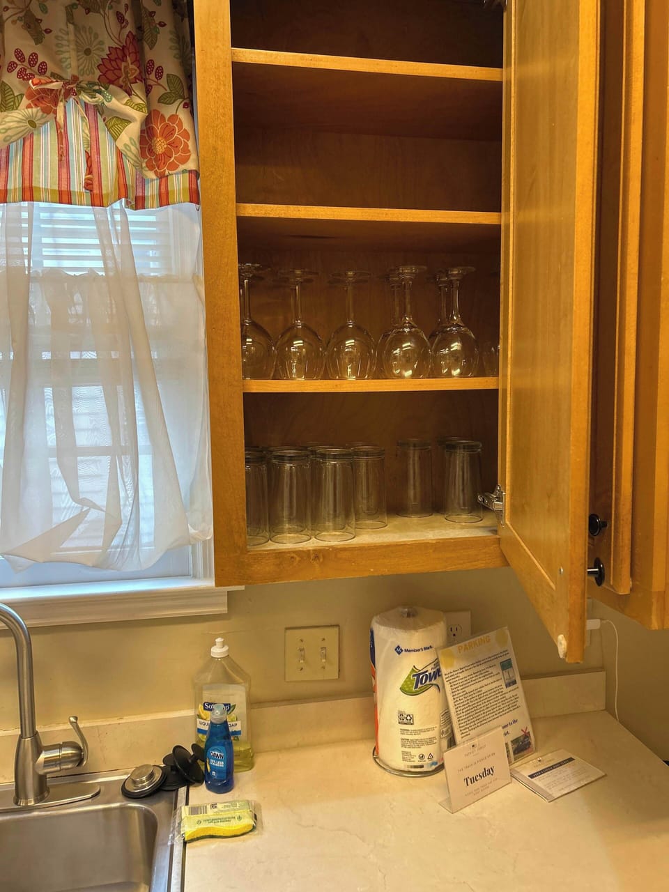 Recent photo taken by our cleaning team, ensuring you see the home how it truly is
