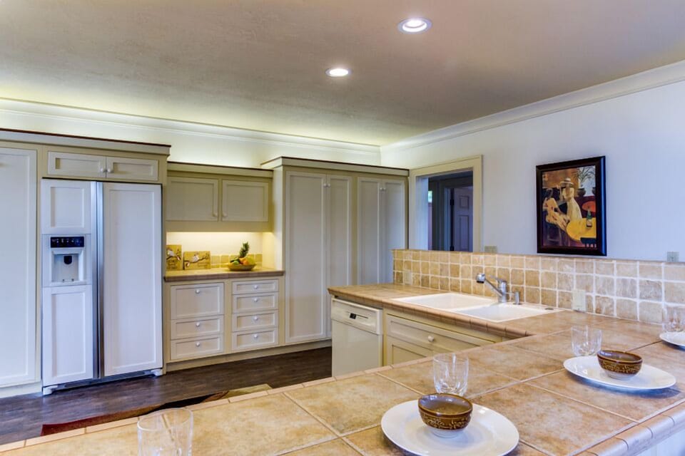 The spacious kitchen allows for a lot of cooks in the kitchen!