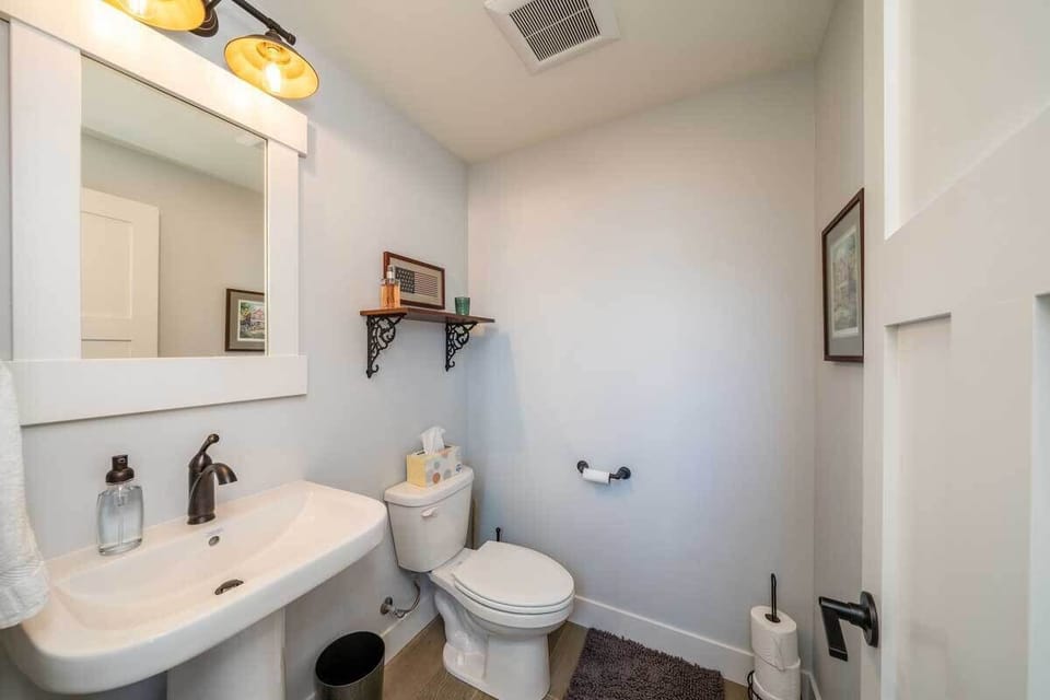 Main Bath
