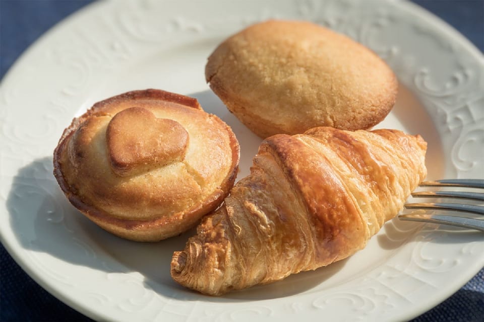Free daily local cuisine breakfast