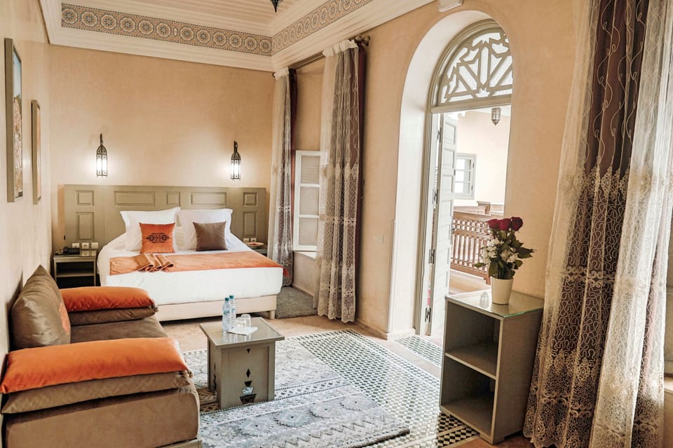 Junior Suite | Egyptian cotton sheets, premium bedding, minibar, in-room safe