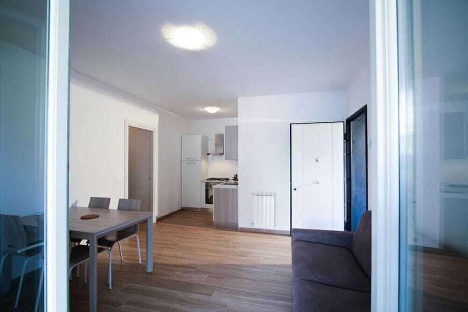Main entrance dining room
