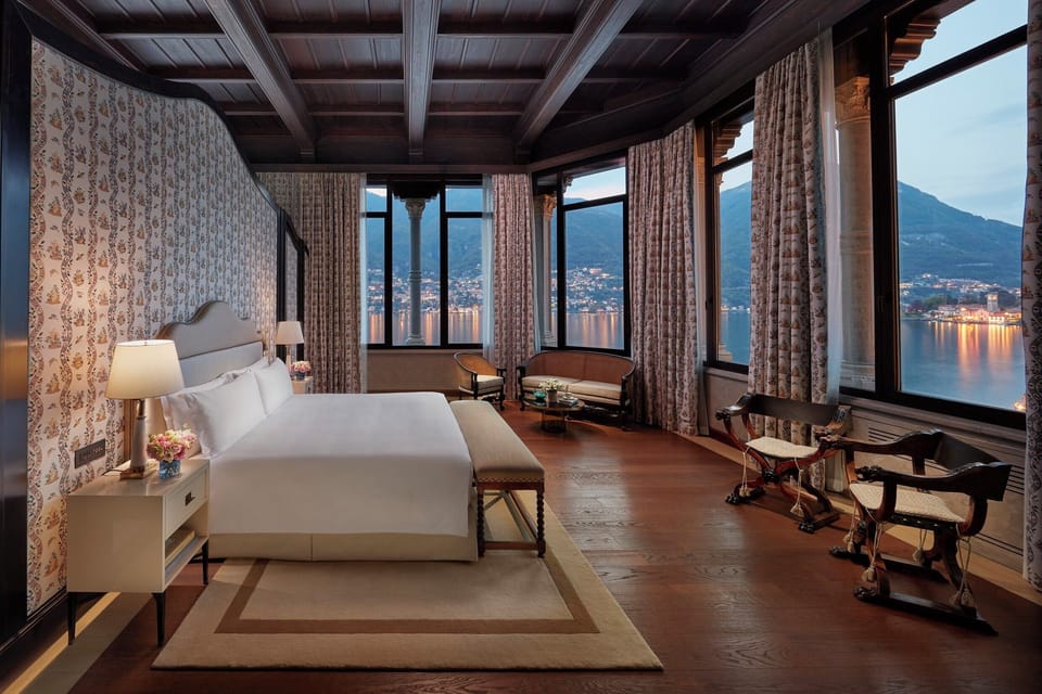 Penthouse (Penthouse Suite) | Premium bedding, down comforters, pillowtop beds, minibar
