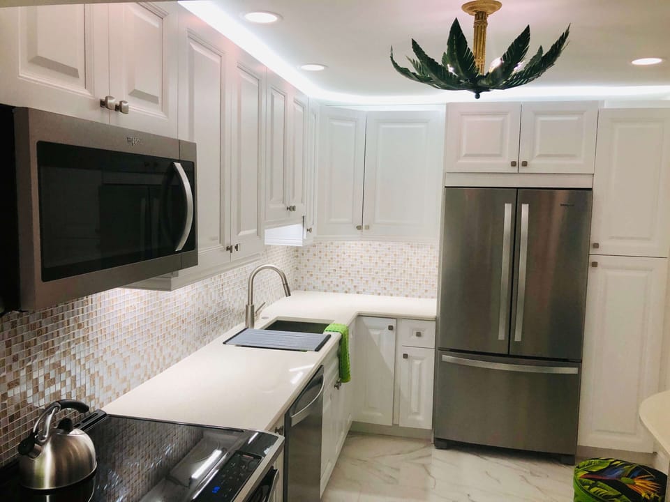 Kitchen with dine-in bar.