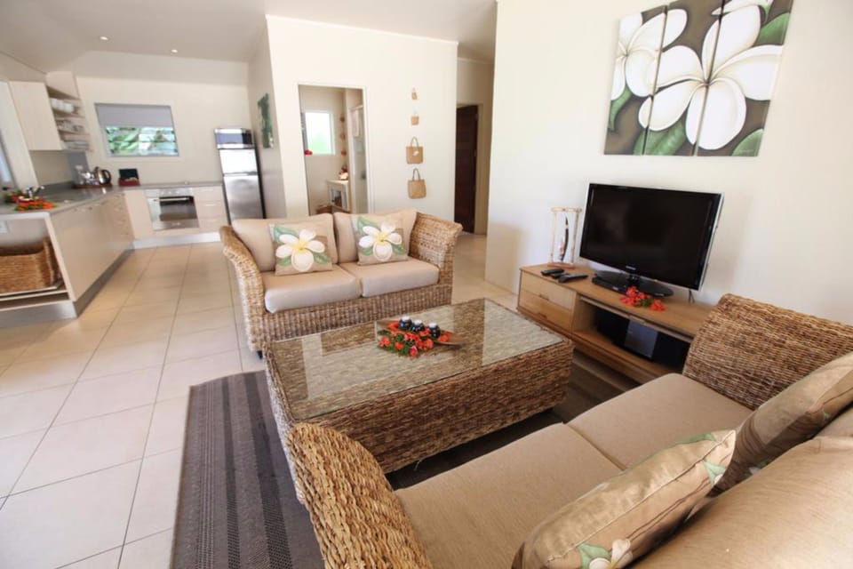 Suite, 2 Bedrooms, Beachfront | In-room safe, iron/ironing board (on request), WiFi (free), bed sheets