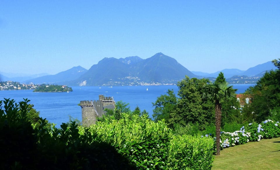 VISTA CASTELLO - Apartment with lake and panoramic views + private garage! Apartment in Baveno