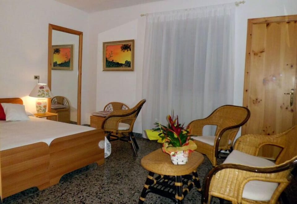 Double or Twin Room | Rollaway beds, free WiFi, bed sheets