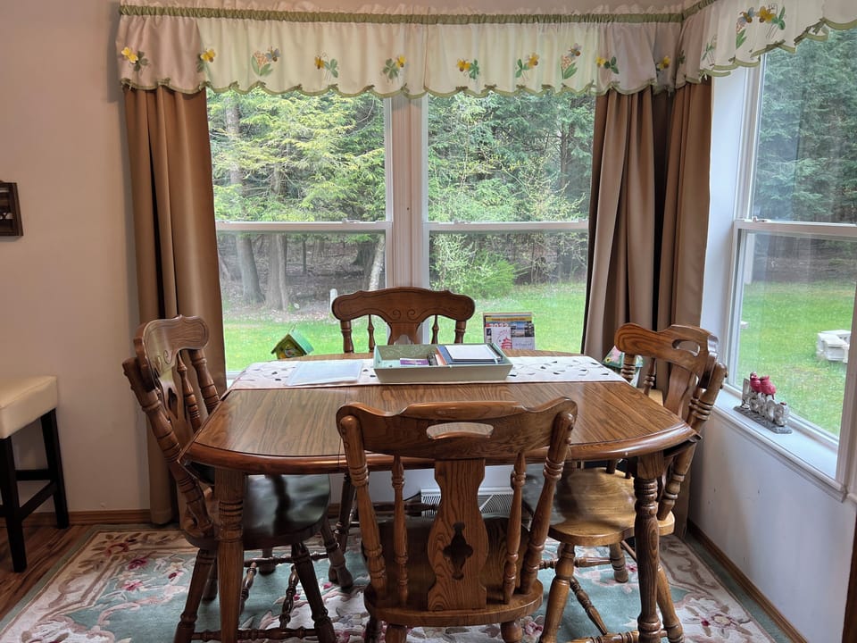 Additional seating at the breakfast nook off the kitchen