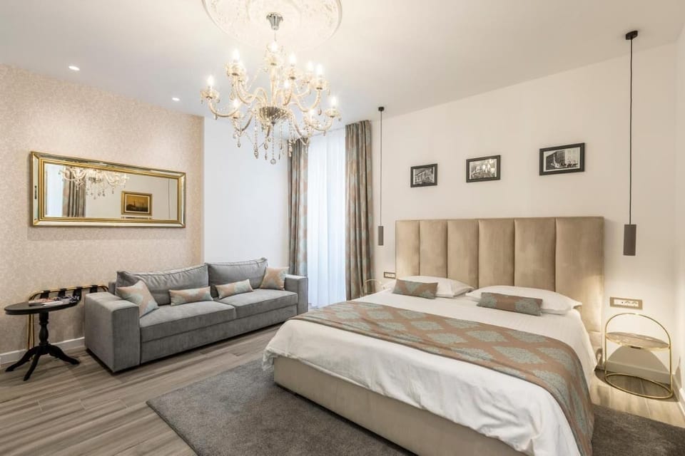 Superior Double Room, Courtyard View (Ana) | Minibar, in-room safe, desk, laptop workspace