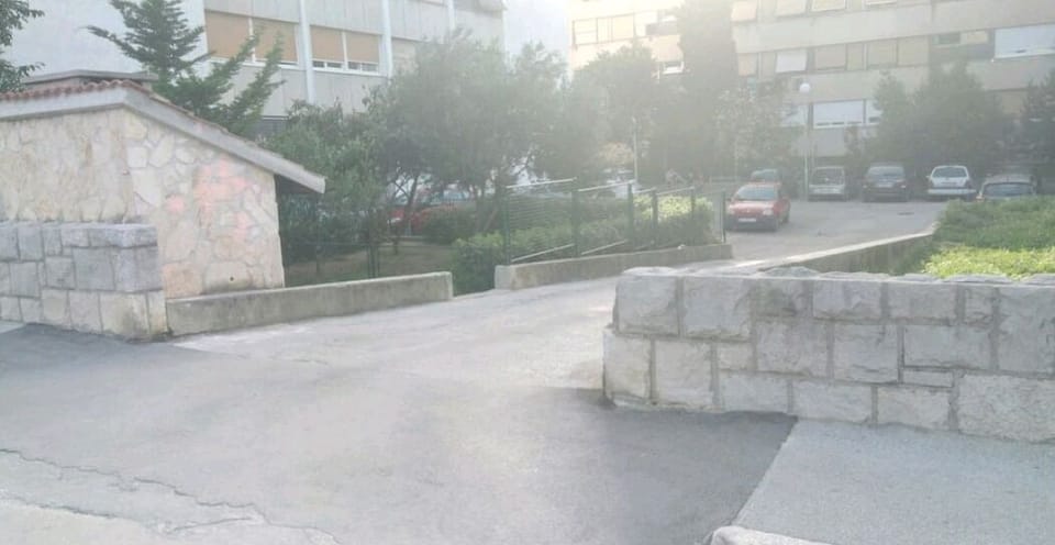 Free self parking