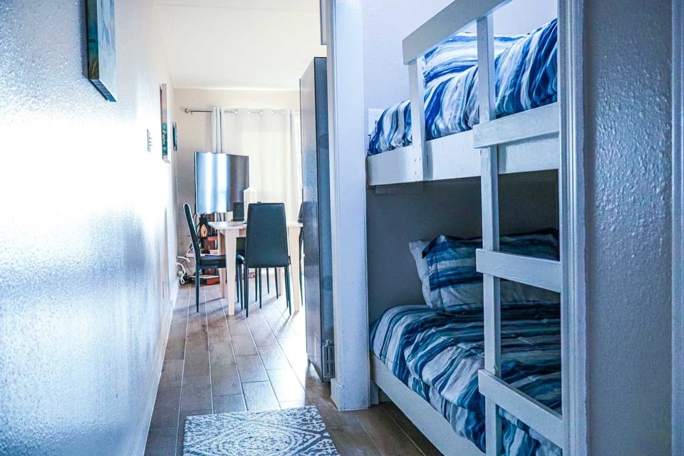 Bed, Bedroom, Furniture, Indoors, Room