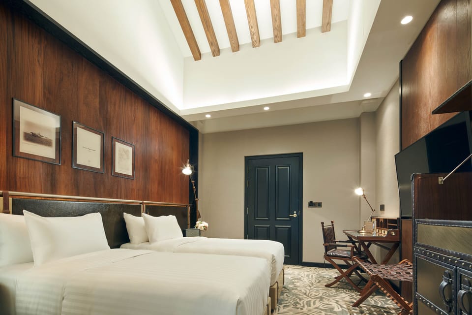 Duplex Family Suite | Minibar, in-room safe, desk, soundproofing