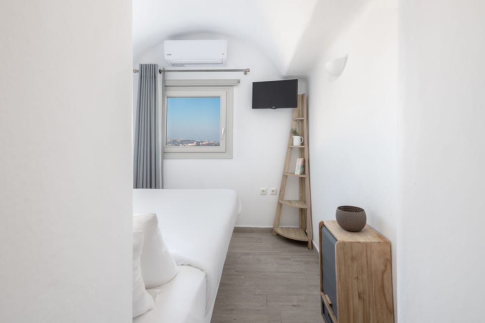 Double Room (Caldera View) | Balcony view