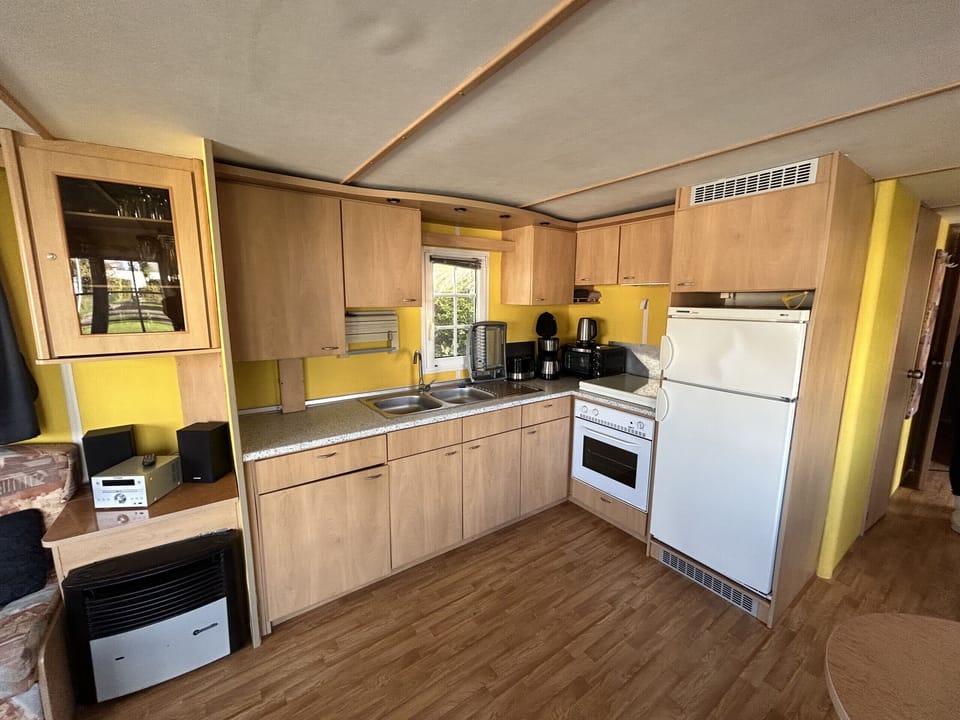Kitchen of Roompot Beach Resort Kamperland 164 - EEZZ