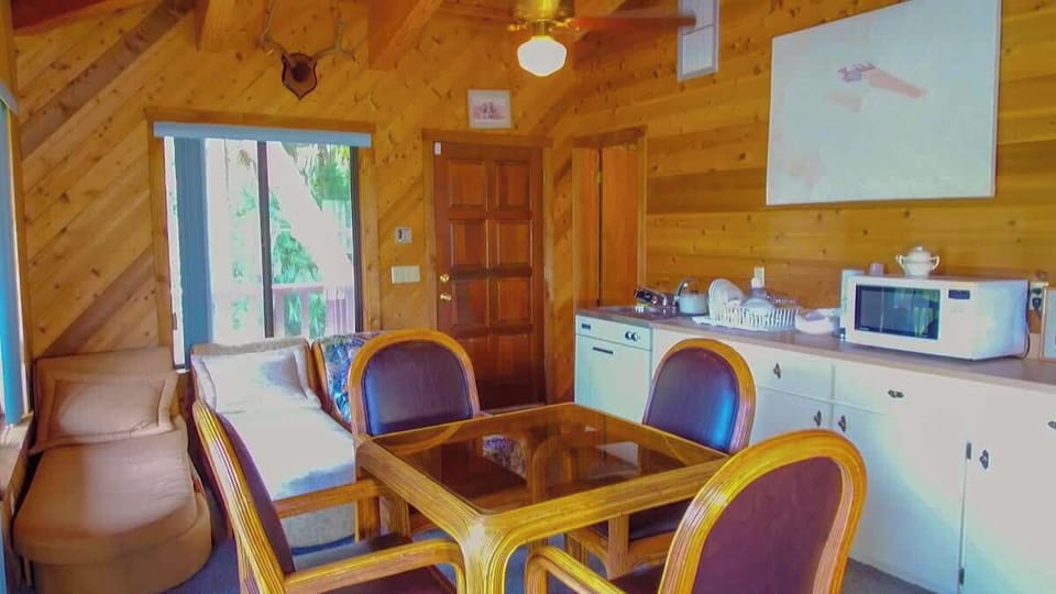 Kitchenette area and Game or Card Table in Boat House