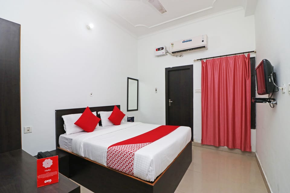Double or Twin Room | WiFi (free)
