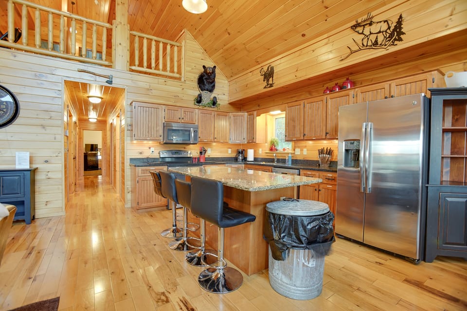 The kitchen island seats 4, making it the perfect breakfast spot.