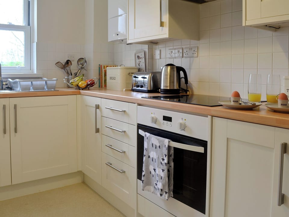 Kitchen | 6 Elm Court, Keswick