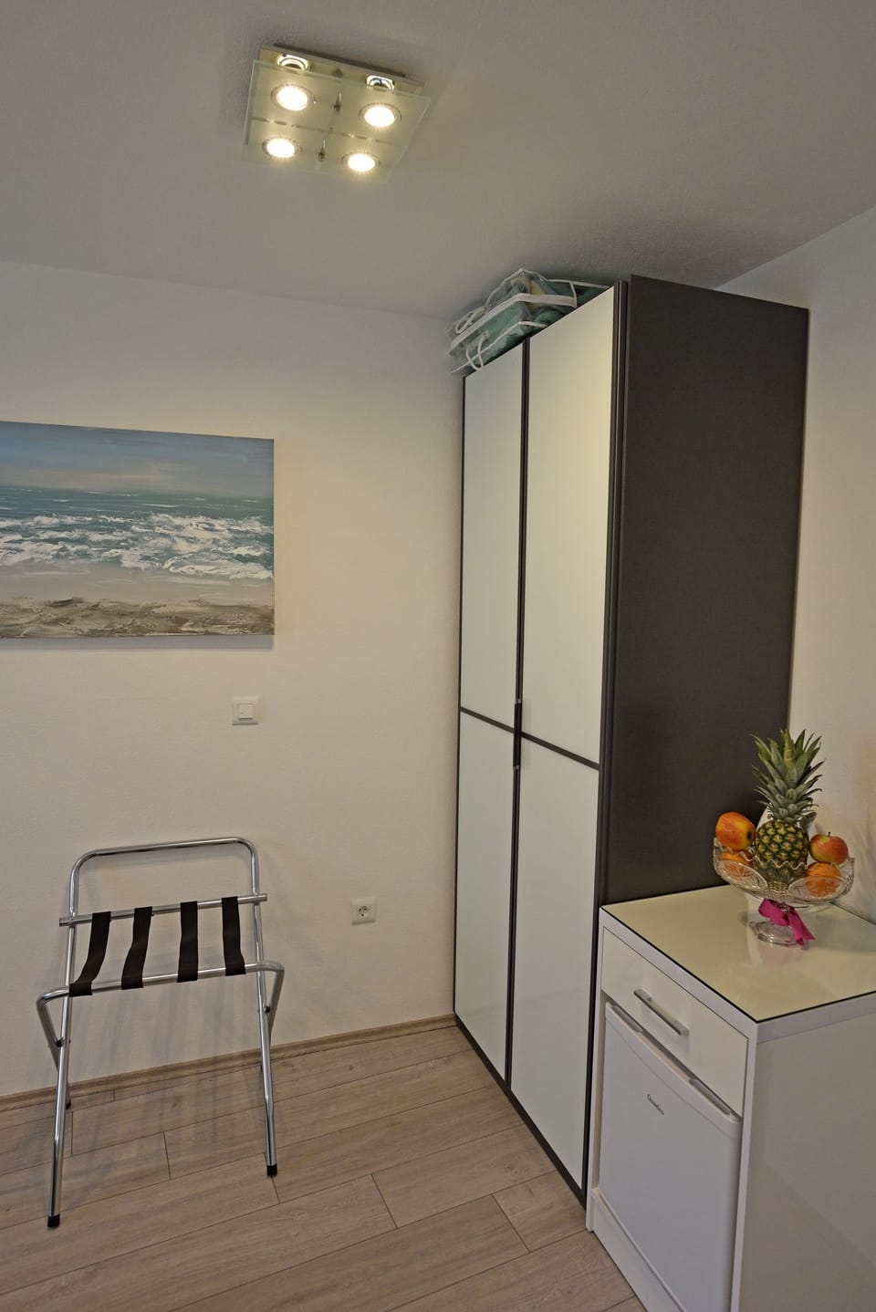 Deluxe Double Room | In-room safe, desk, iron/ironing board, free WiFi