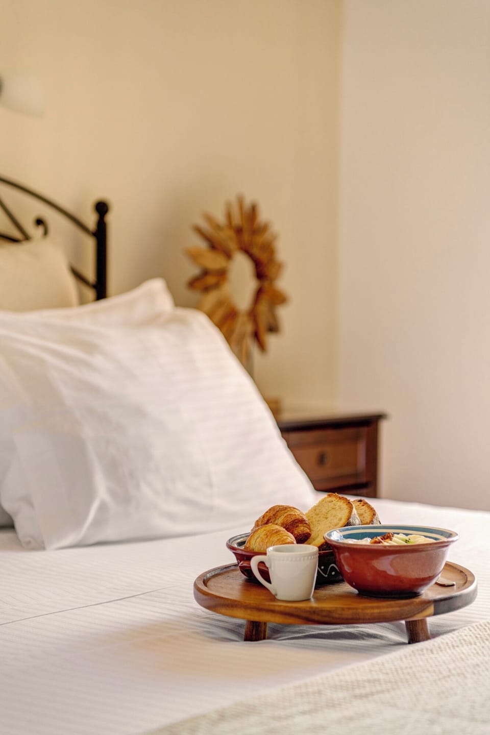 Double or Twin Room, Sea View | In-room safe, desk, soundproofing, WiFi (free)