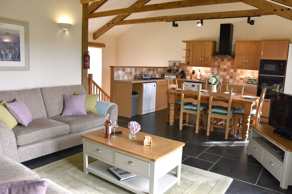 Open Plan Living, Dining & Kitchen area