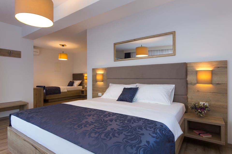 Double Room (2+1) | 1 bedroom, in-room safe, free WiFi