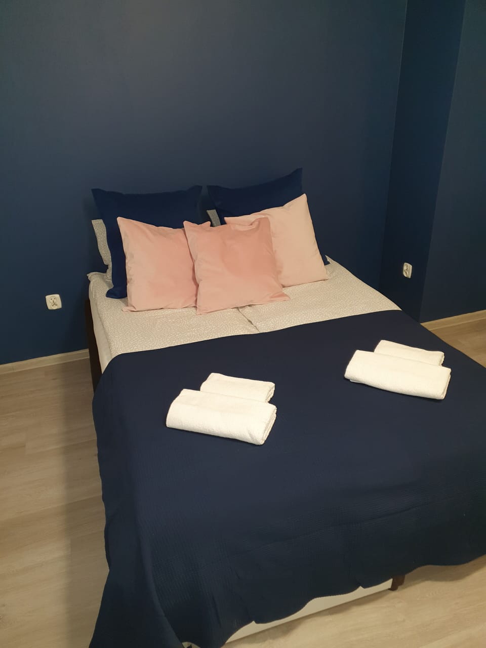 Comfort Double Room | Hypo-allergenic bedding, individually decorated, bed sheets