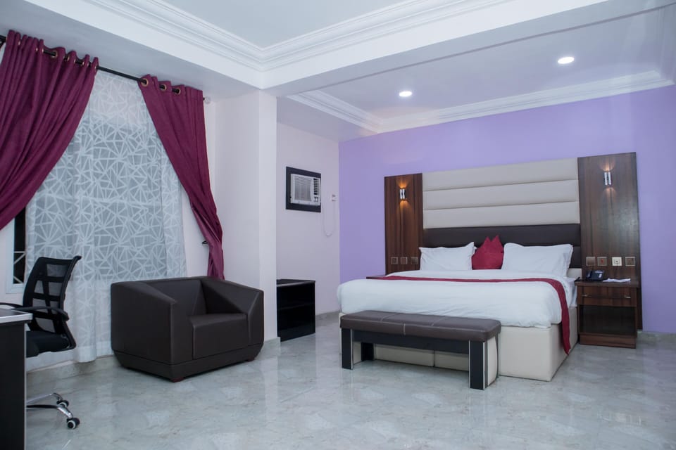 Executive Room | 2 bedrooms, in-room safe, desk, free WiFi
