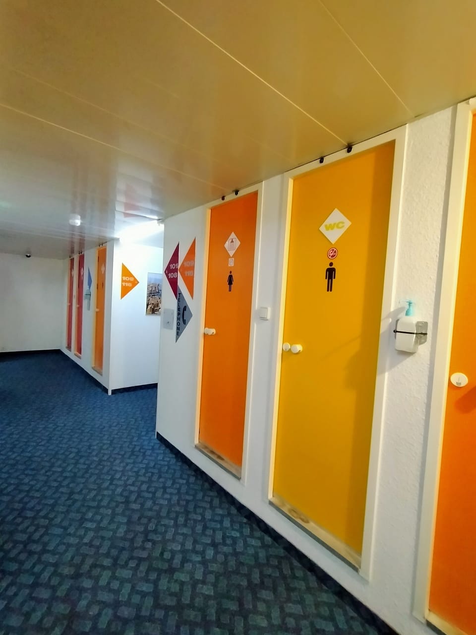 Basic Triple Room, Shared Bathroom | Bathroom | Towels, toilet paper