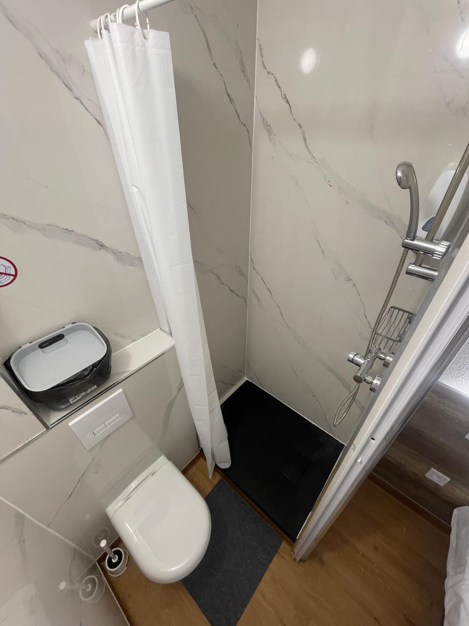 Double Room | Bathroom | Towels, toilet paper