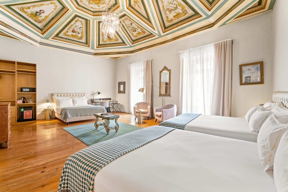 Signature Family Room | 1 bedroom, hypo-allergenic bedding, minibar, in-room safe