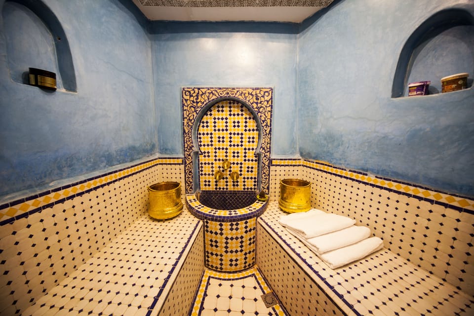 Riad Zahrat Fes Bed and Breakfast in Fes
