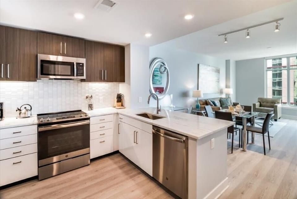 Bethesda 1 Bedroom Kitchen