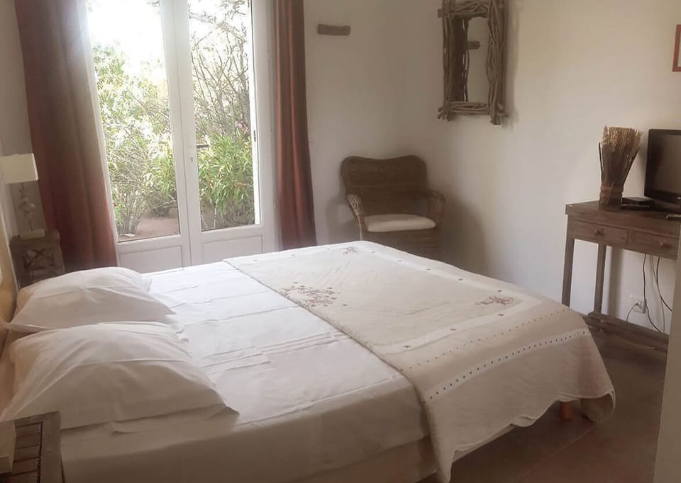 Room (Indépendante) | Individually decorated, individually furnished, desk, soundproofing