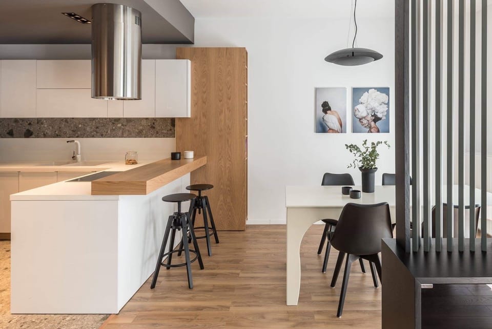 Apartment, 2 Bedrooms, City View | Private kitchen | Full-size fridge, microwave, oven, stovetop