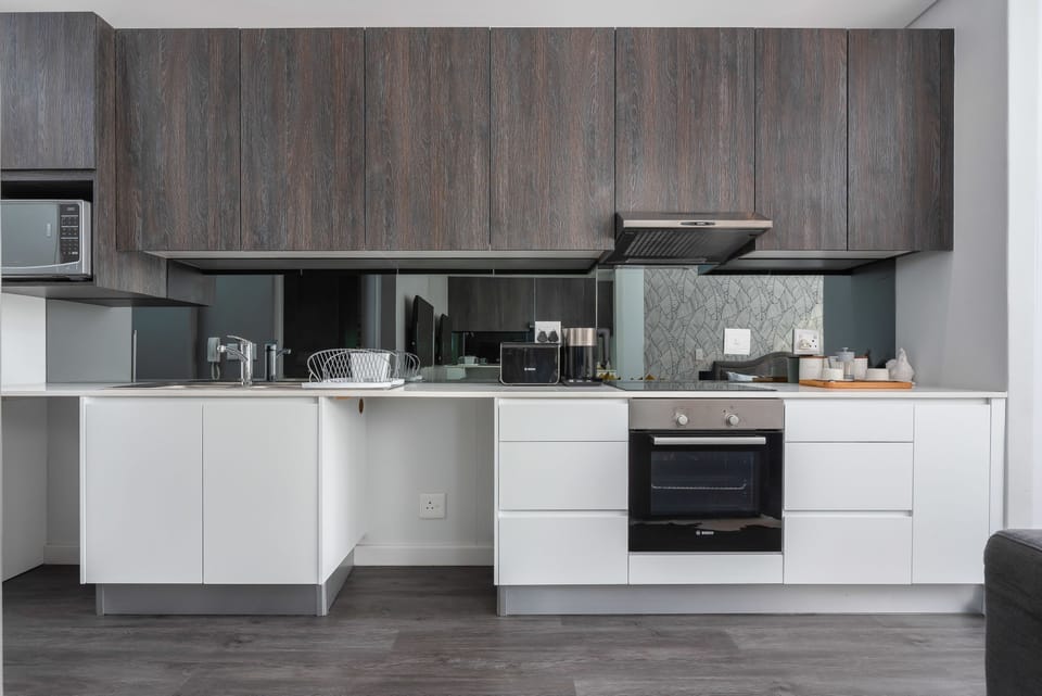 Studio | Private kitchenette | Fridge, microwave, oven, stovetop
