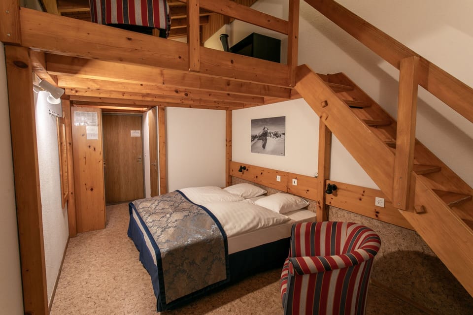 Double Room, Balcony | In-room safe, desk, blackout drapes, free WiFi