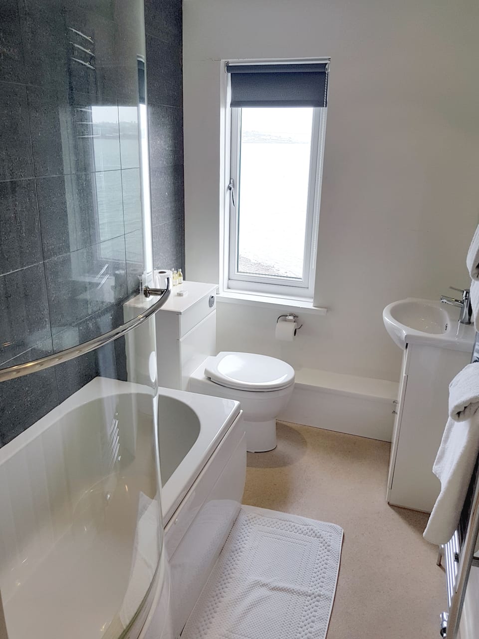 Quadruple Room, Ensuite | Bathroom