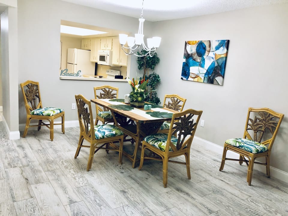 Dining Room and Kitchen Bar Counter