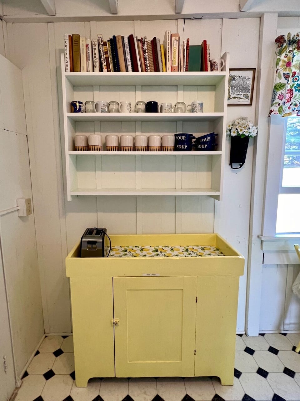 Coffee cups for everyone & cookware storage
