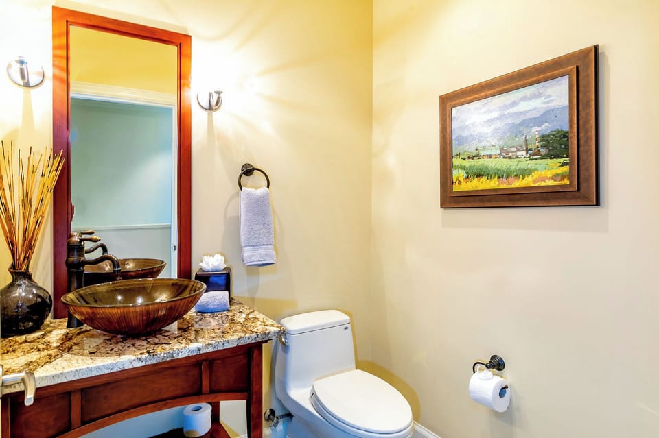 Upper Guest Bathroom