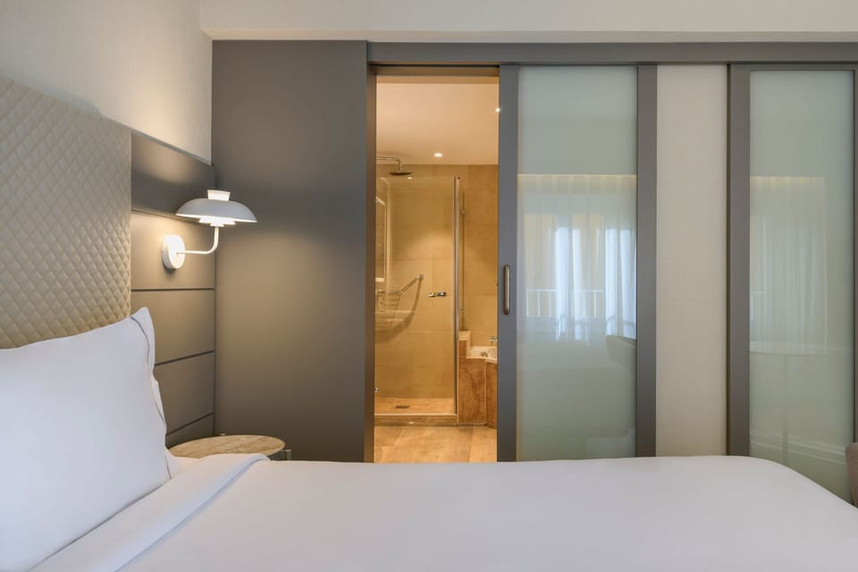 Minibar, in-room safe, laptop workspace, soundproofing
