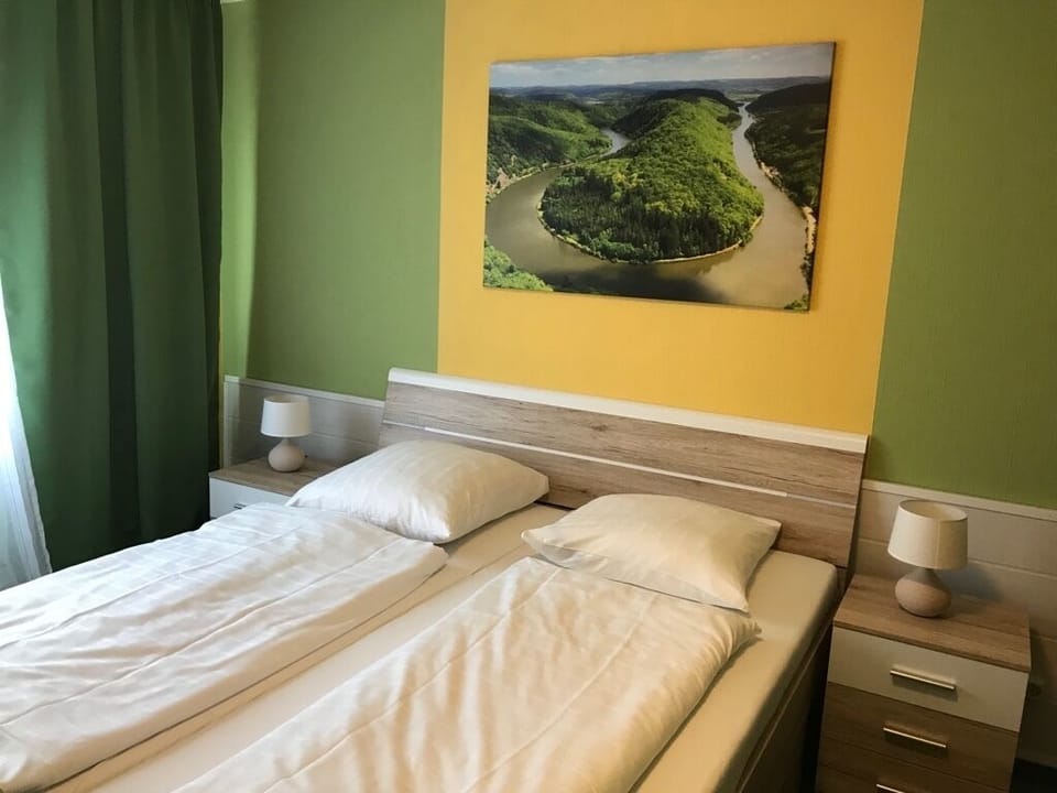 Standard Single Room | Individually furnished, laptop workspace, blackout drapes, free WiFi