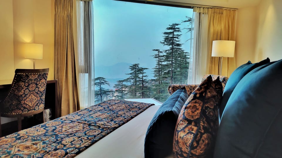 Executive Studio Suite | Egyptian cotton sheets, premium bedding, pillowtop beds, minibar