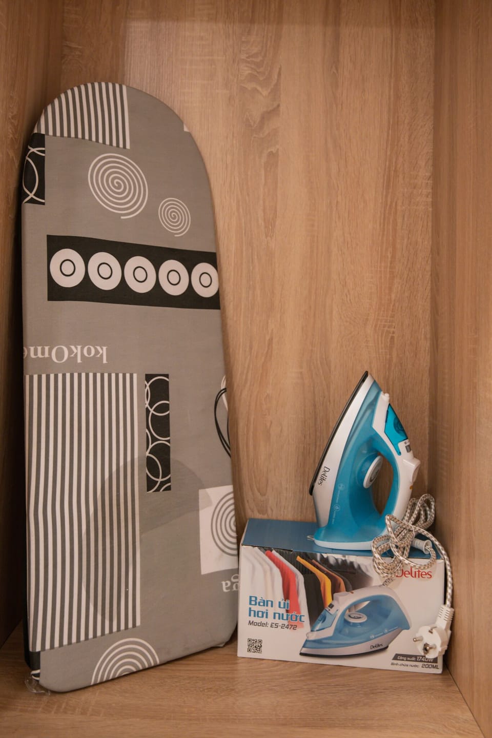 Iron/ironing board