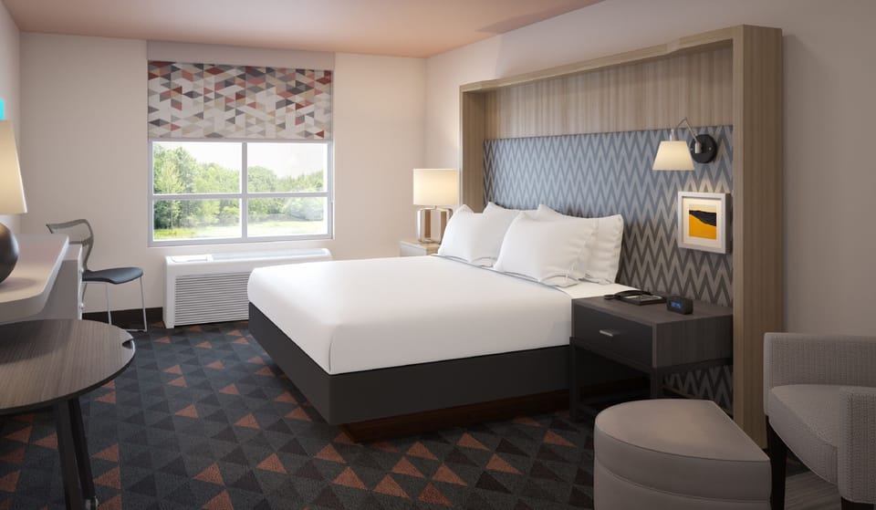 1 bedroom, in-room safe, desk, blackout drapes