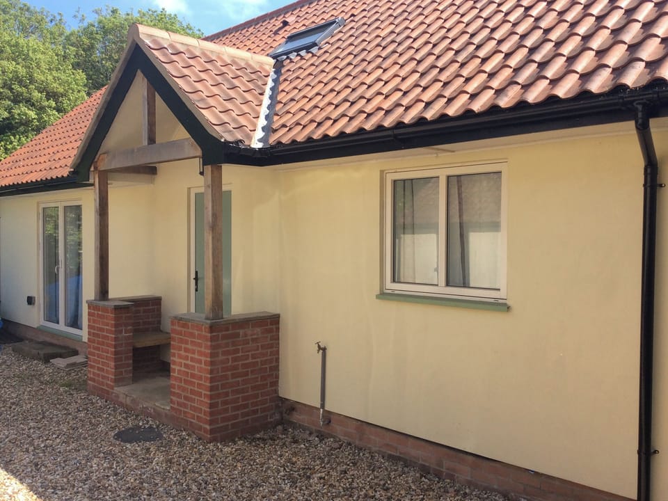 Attractive holiday home | Blyth Green Stable, Wacton, near Long Stratton