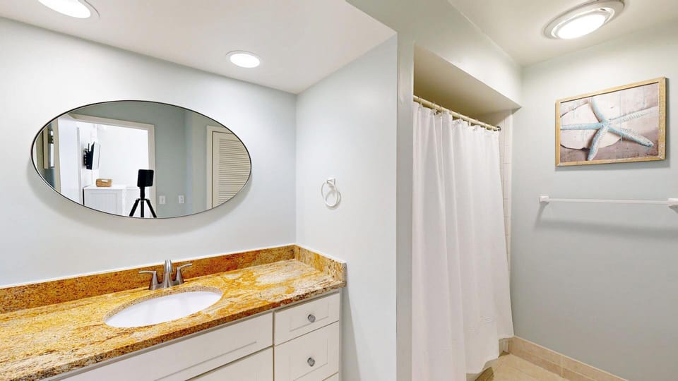 Second Floor Bathroom with Tub and Shower Combination